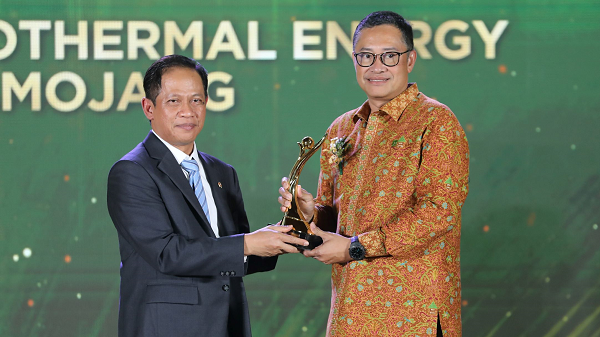 1Foto_1a_-_PGE_Raih_PROPER_Emas_ke-15_Berturut-turut.png