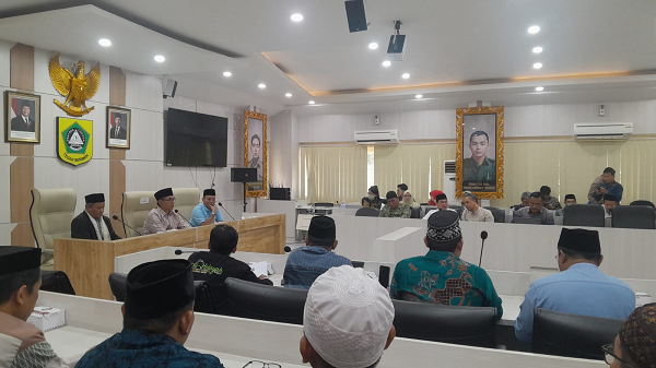 Pemkab Bogor Janji Keluarkan Surat Edaran Pencegahan LGBT forum_pesantren_dan_dkm.png