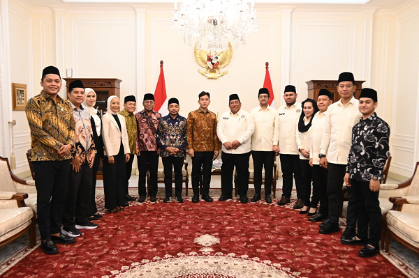 Minta Pemuda Masjid Dunia Jadi Perekat Generasi Muda, Wapres Dukung MTQ Antar Bangsa pemuda_masjid_sedunia.png