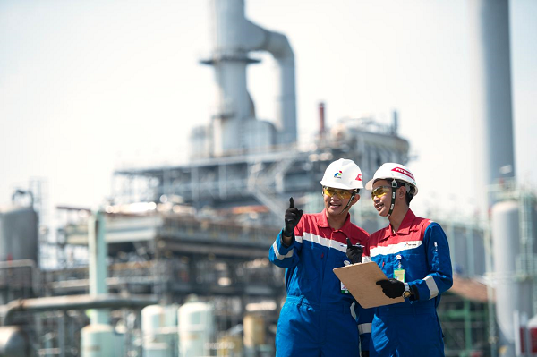 Dua Jalur Pertumbuhan Pertamina: Menjaga Energi Hari Ini, Menyiapkan Energi Esok pertamina.png