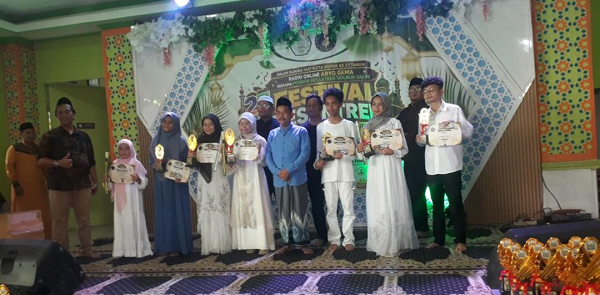 Radio Online Aryo Gema Sukses Gelar Festival Pesantren di PP Qolbun Salim Cilodong, Kota Depok pesantren.png